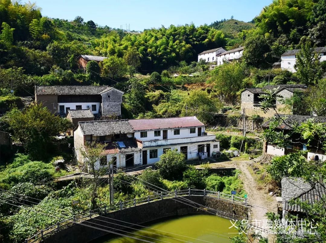 踏寻红色印记重温革命记忆朗诵,踏寻红色印记重温革命记忆