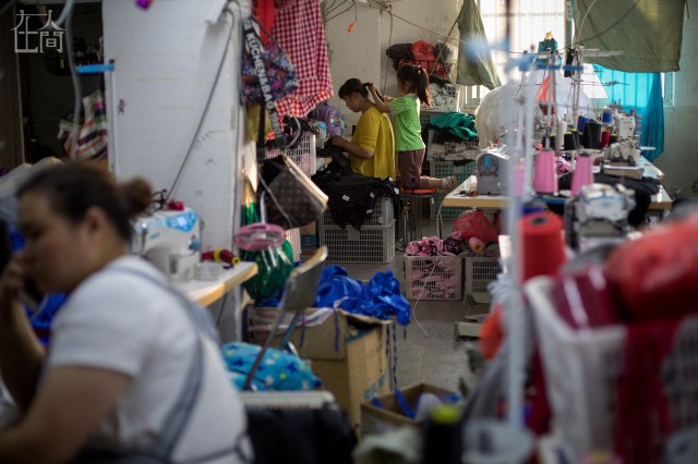 揭秘产品畅销全球的中国“情趣内衣小镇”