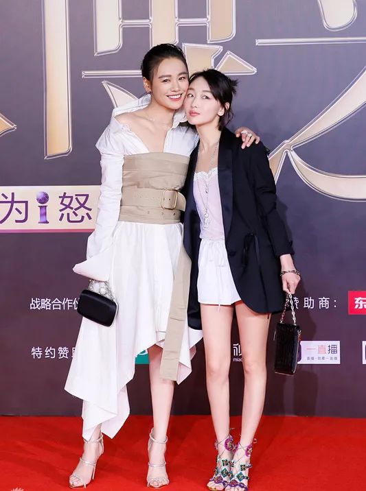 骨架大高个子女生怎么穿搭,肩宽骨架大胖妹妹怎么穿