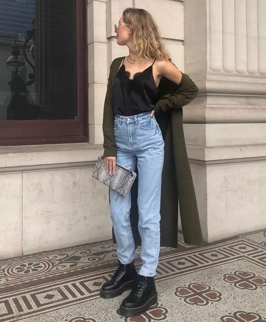 秋冬季马丁靴怎么穿显瘦,秋冬最火的马丁靴百搭时髦帅炸了