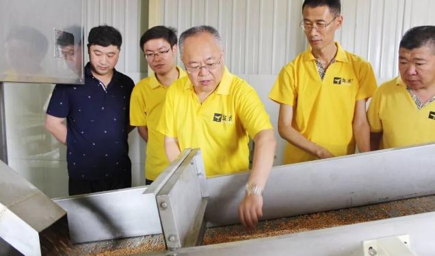 曲冠云：用良心做产品以诚信求发展，酿造最放心酱油