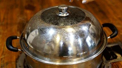 嚟度，可能系顺德桑拿种类最多嘅地方！鸵鸟都唔放过！真够呛