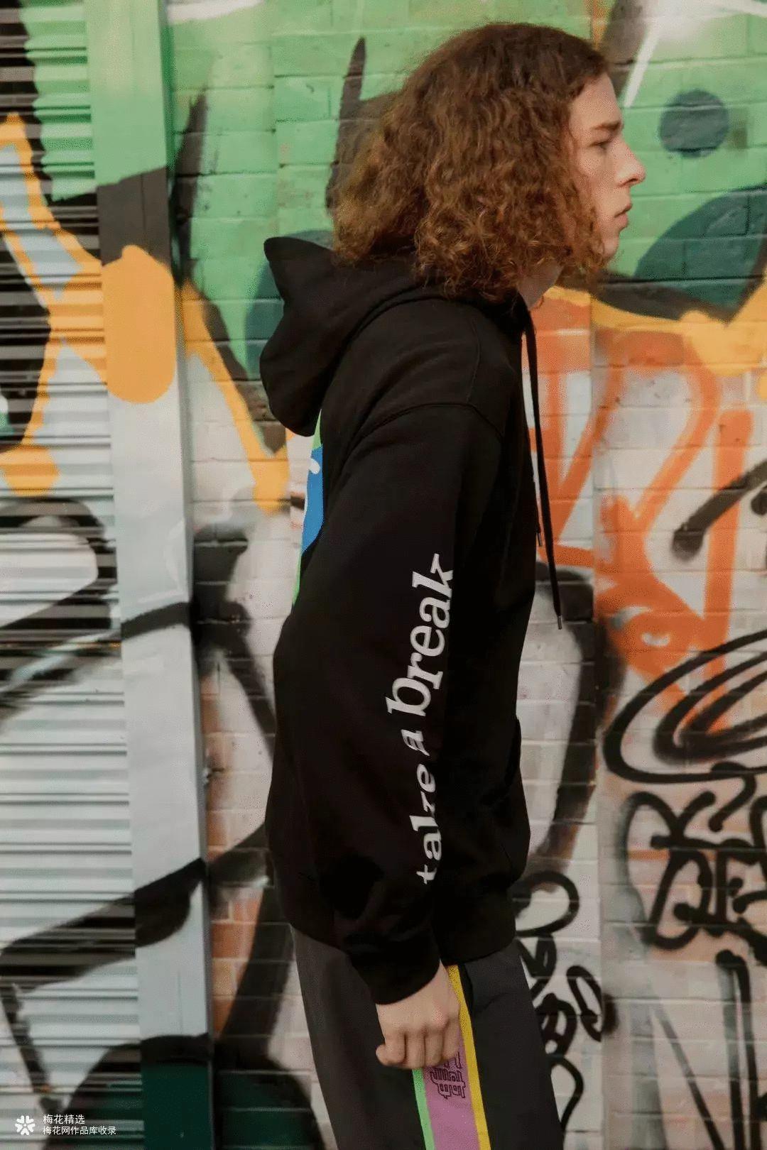 这些品牌推出的跨界潮服，掏空了我的钱包