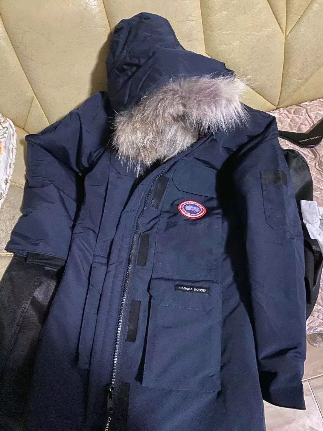 加拿大鹅代购大概多少钱,加拿大鹅代购价