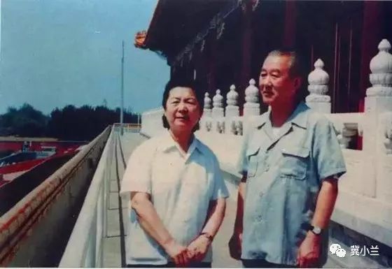 74年前开国大典12分钟珍贵影像,真实影像的开国大典