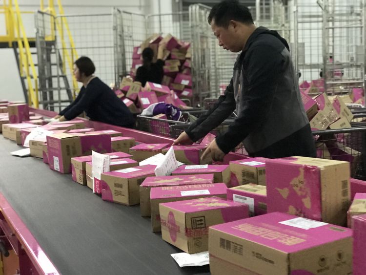 一线探访,一线观察直击现场