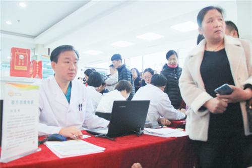 以岭医院养生膏方节,县中医医院膏方节进行时