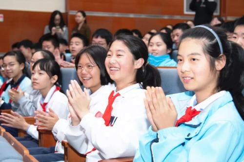 厉害了!上城这所中学成立首个5G科学实验室!未来课堂将发生神奇