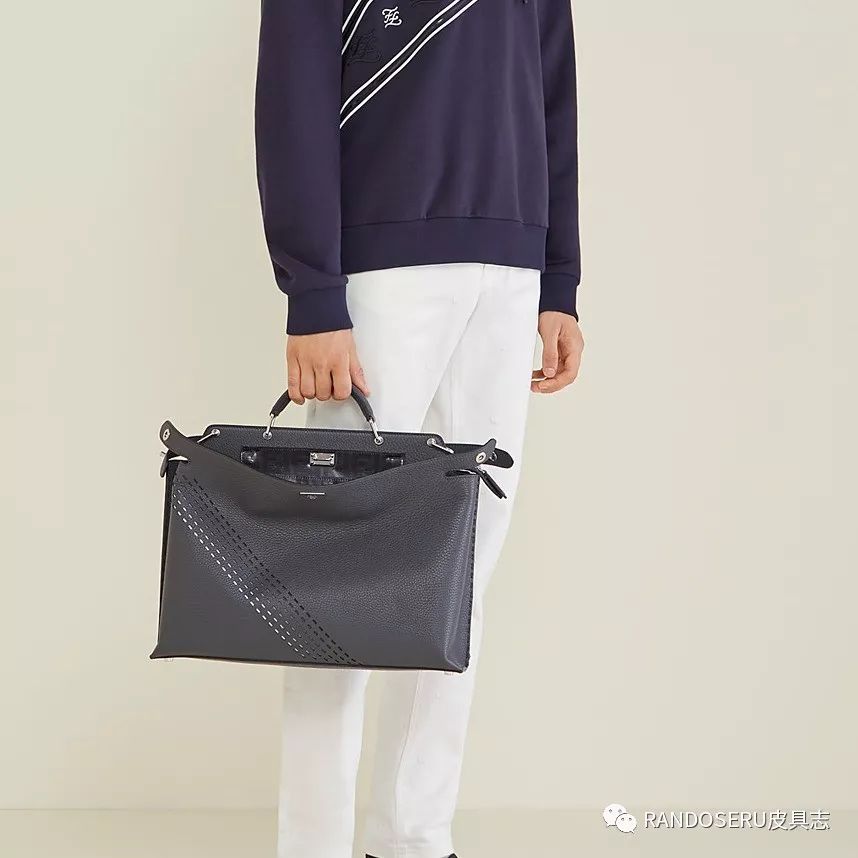 摊上个男人,这么爱奢侈品包包真是个奇葩?