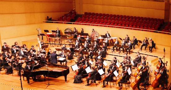 钢琴独奏音乐会武汉,现代钢琴协奏曲音乐会