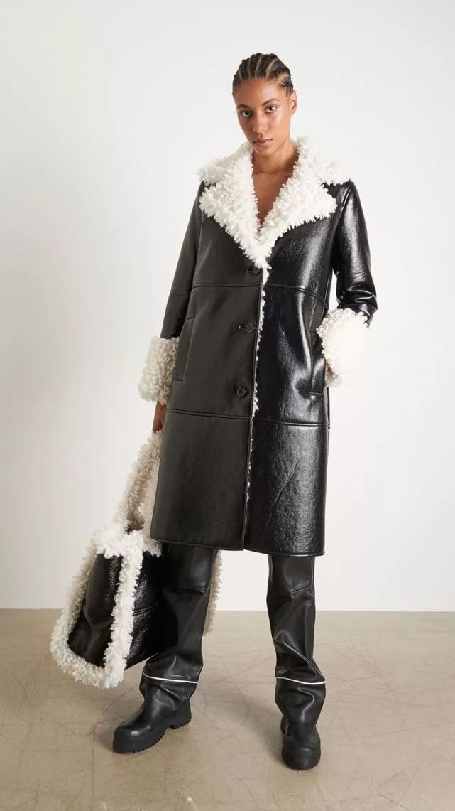 什么牌子的大衣好看又实用,大衣冬季必买的款式不过时