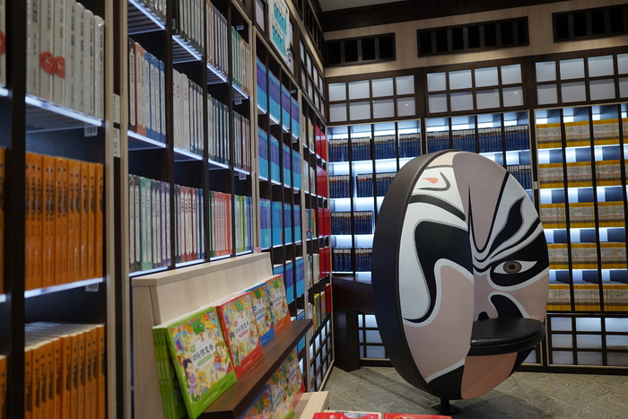 腾龙24mmf2.8定焦镜头视频测试,腾龙最新e卡口镜头