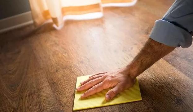 拖地为什么会闻到腥味,拖地一股腥味怎么办