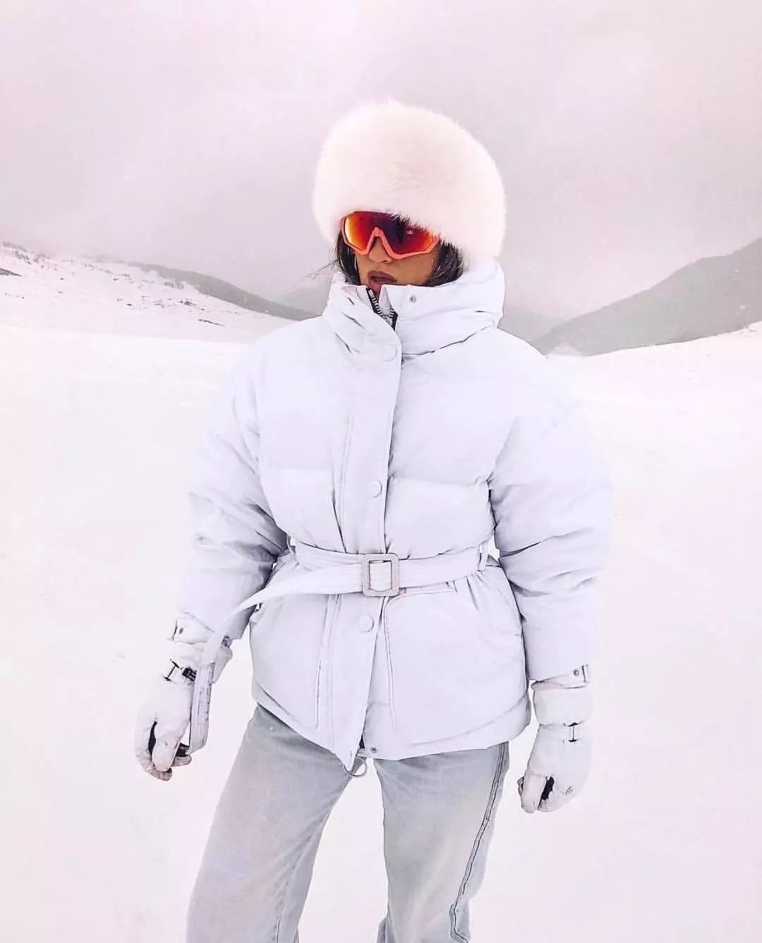 羽绒服4种穿搭技巧男,4种穿法红色大码羽绒服