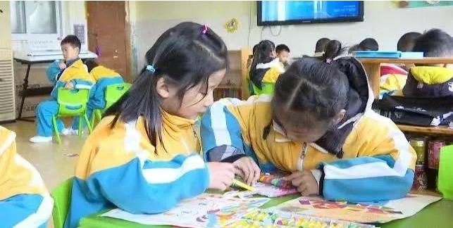 趣味亲子运动会萌娃家长乐翻天,小朋友玩的趣味运动会