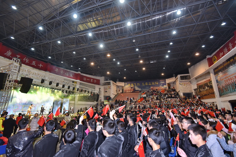 宜宾三中诗词,宜宾市三中第三届校园歌手大赛