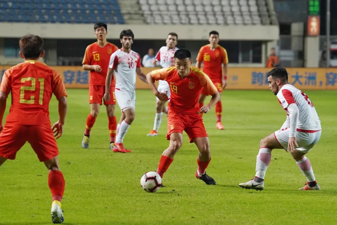 中国2比0赢日本足球队,中国队3:1胜利