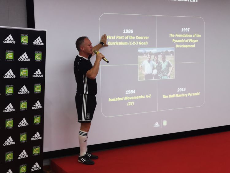 科化青训少儿足球培训,科化青训足球比赛