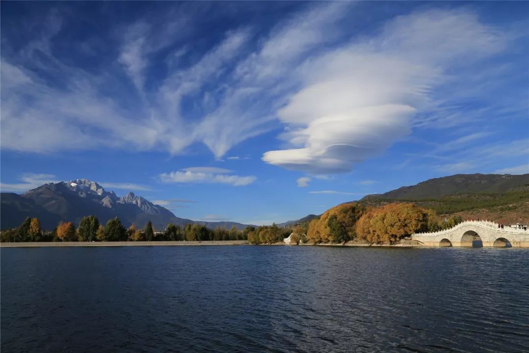 关于一张去丽江的旅游图,100张丽江照片