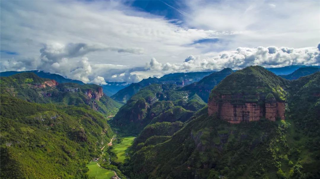 关于一张去丽江的旅游图,100张丽江照片