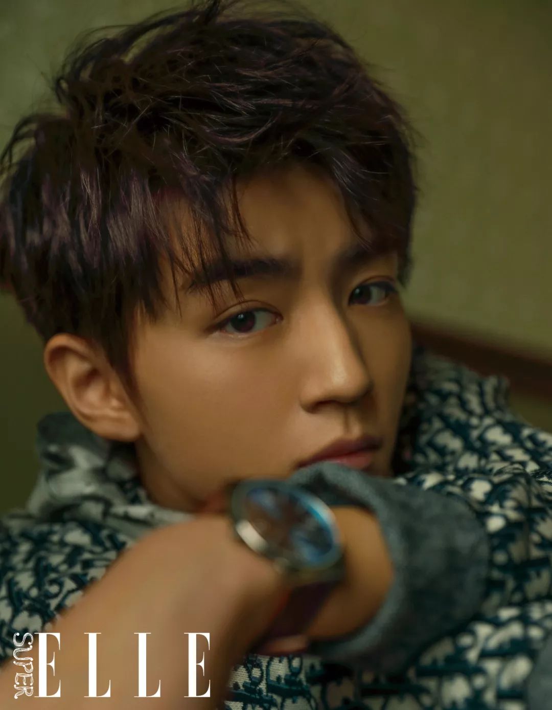 王俊凯的代言色究竟是哪种“蓝”？