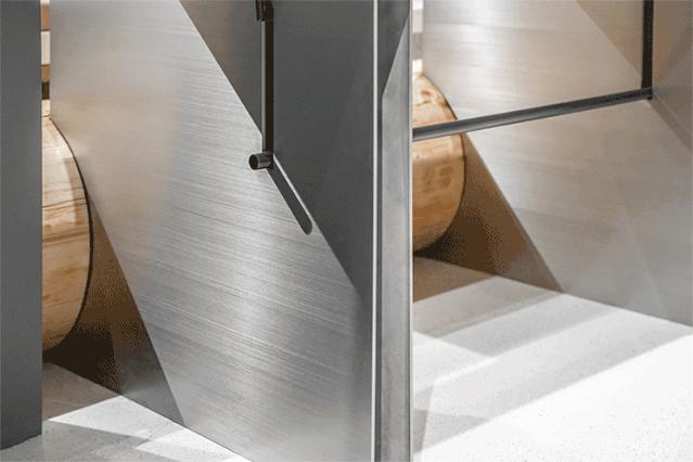 LIULIUMO服装店:寻找克制而极致的新时尚表现