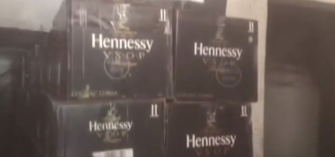 拼多多上卖酒被告知产品涉及侵权,拼多多商家被提示存在下架风险