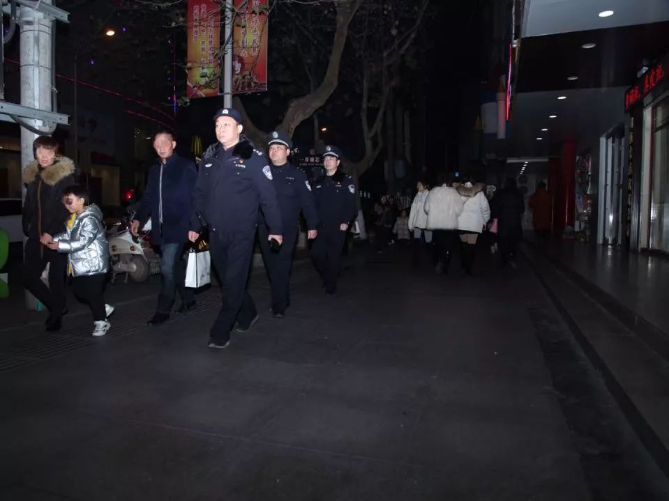 荆门警察夜查,荆门市夜查行动