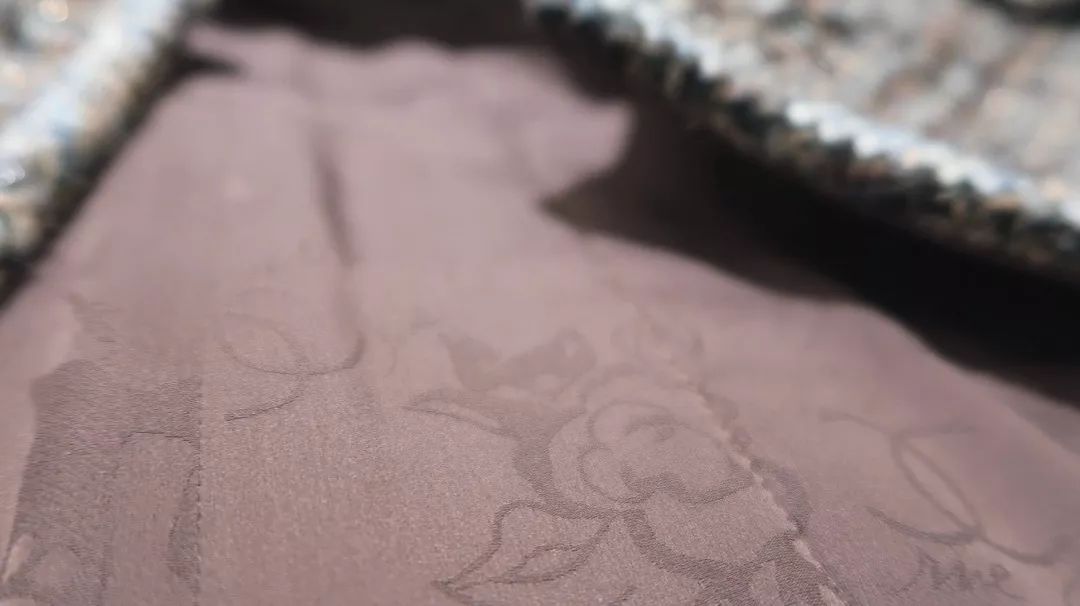 烦死了|你们这些男明星干嘛抢女装穿