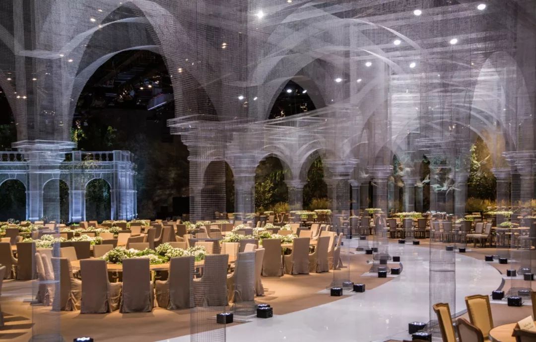 前院办婚礼后院摆酒席,这才是婚礼真正应该有的样子