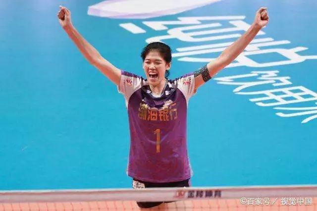 女排遭遇天津女排的时刻,天津女排垫脚事件