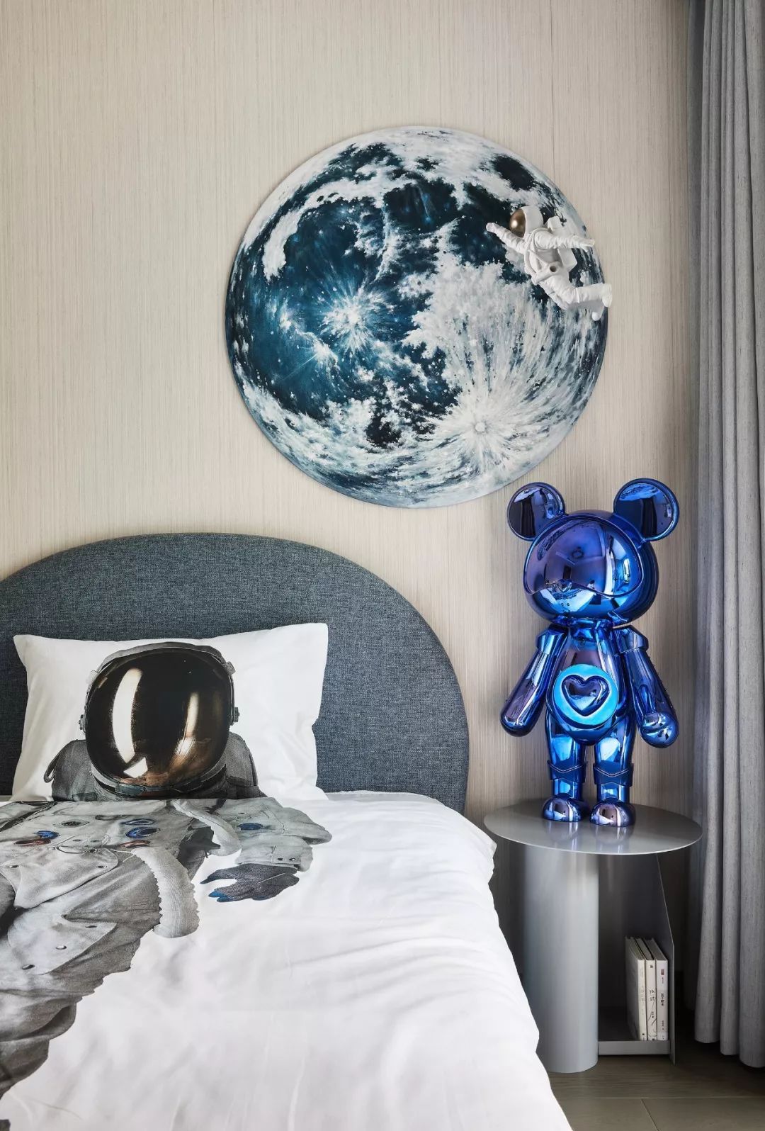 低调平实的叙事向度，于日常生活拾趣