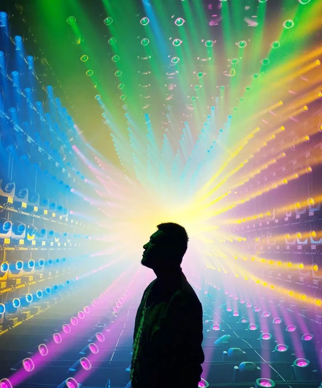 这些名流明星办的派对，也太惊人了吧