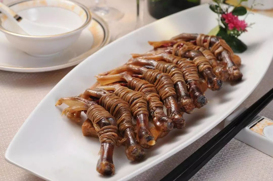 吃过10个算我输!本地人盖戳的年货清单揭秘