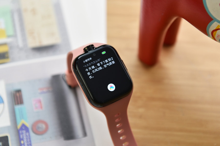 旗舰配置功能全面小米米兔儿童学习手表4Pro体验