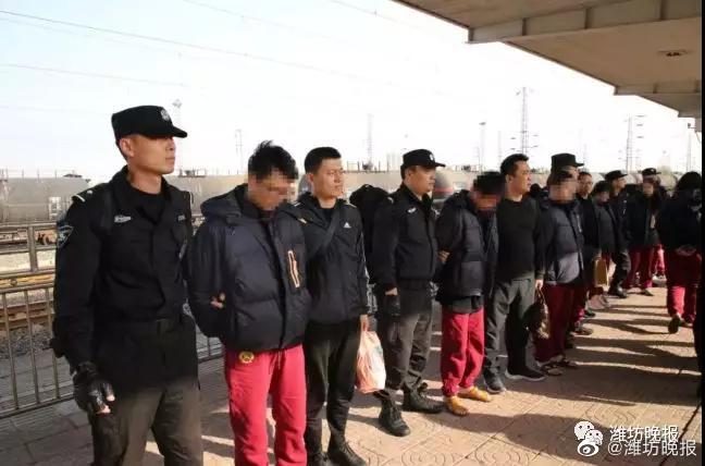 警方打掉制假售假团伙央视,警方破获制售假冒案