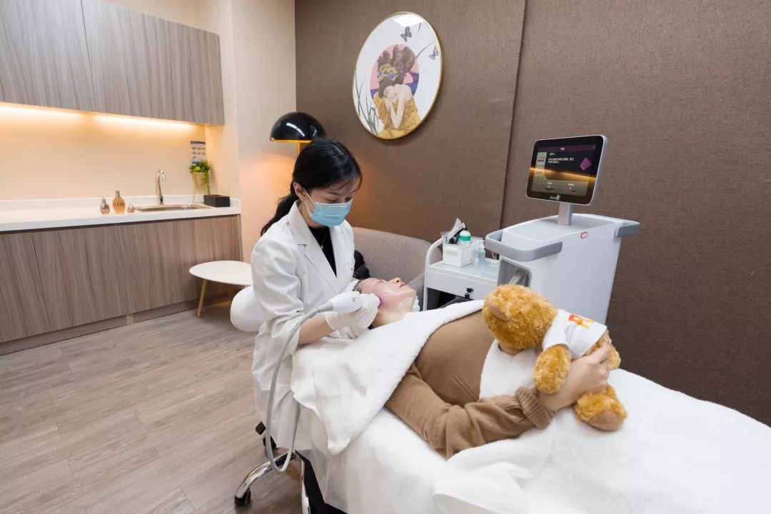 抗老三部曲紧致少女肌,抗老做好这五步hold住童颜少女肌