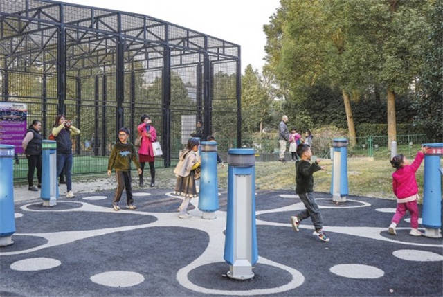 虹口滨江：都市绿肺、旖旎步道，自然是引力场｜春游滨江