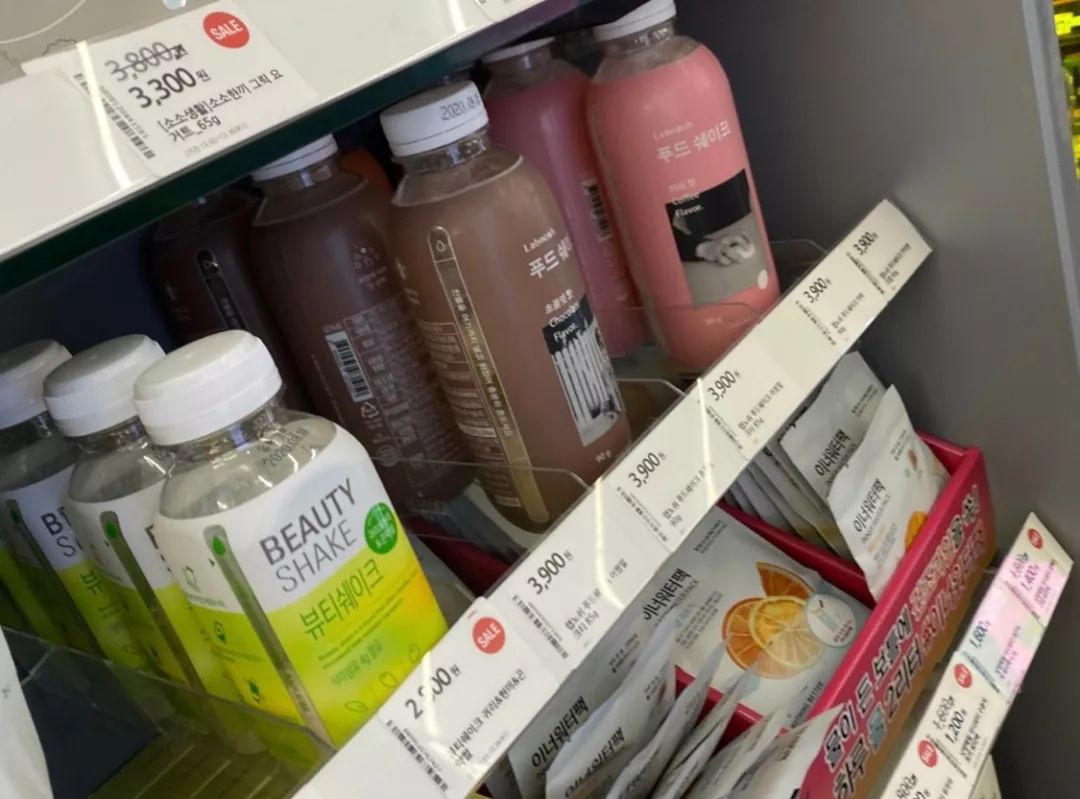 最容易胖肚子的星座,12星座哪个星座长胖了还会变瘦