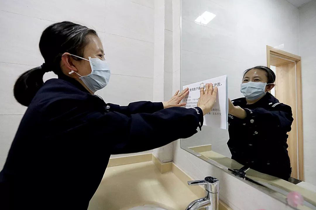 骞冲畨涓婃捣,鎺ㄨ繘骞冲畨涓婃捣