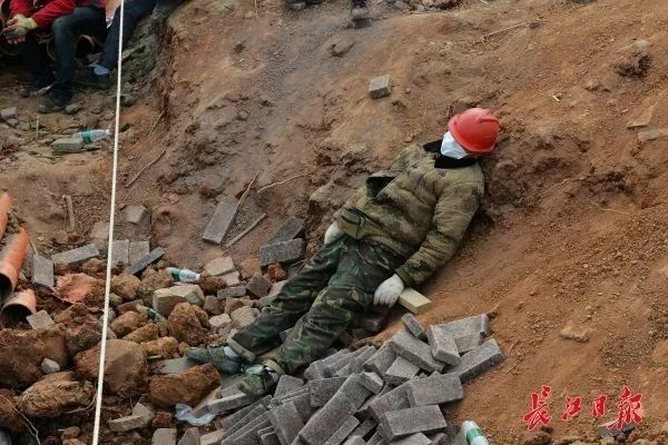 四川泸定最新疫情 (泸定最新疫情)