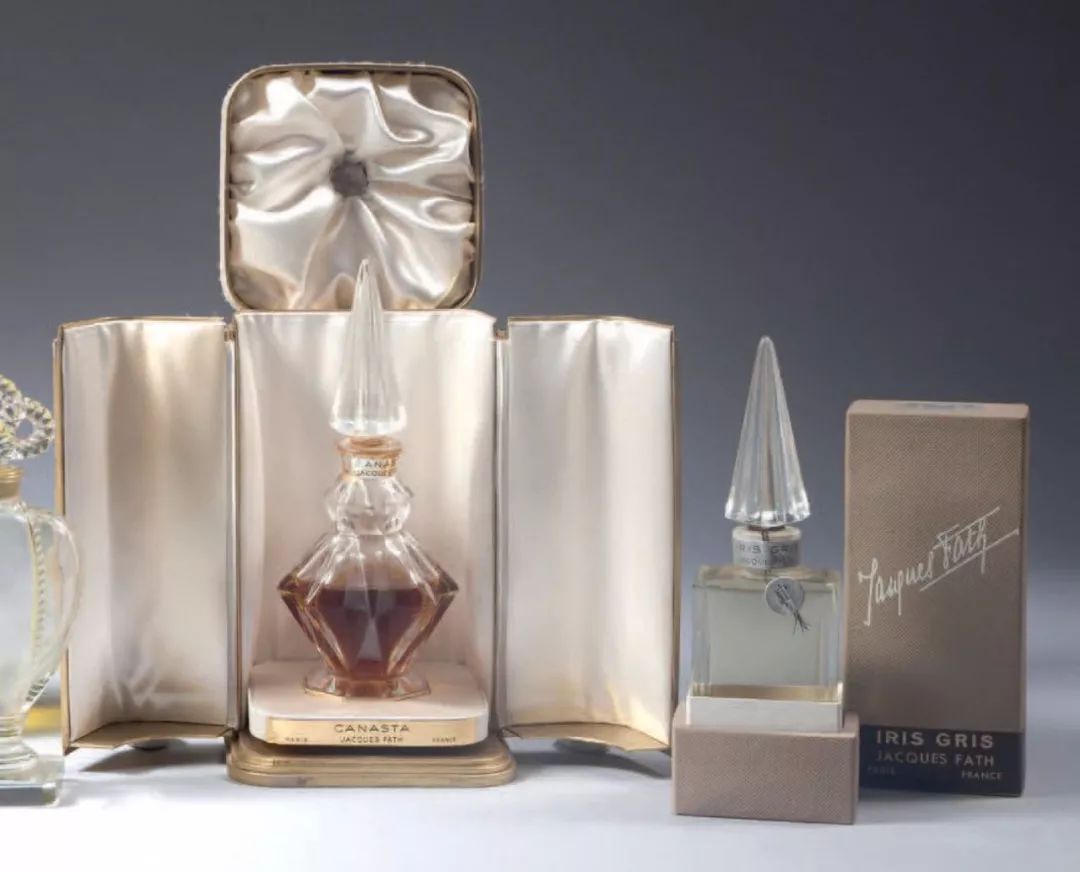 这位香奈儿的死对头，与迪奥先生齐名，打造出最原汁原味的法式优雅