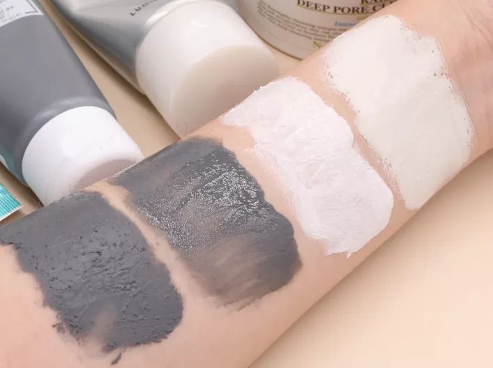 洗劫了编辑部后才发现，她们的面膜都这么好用