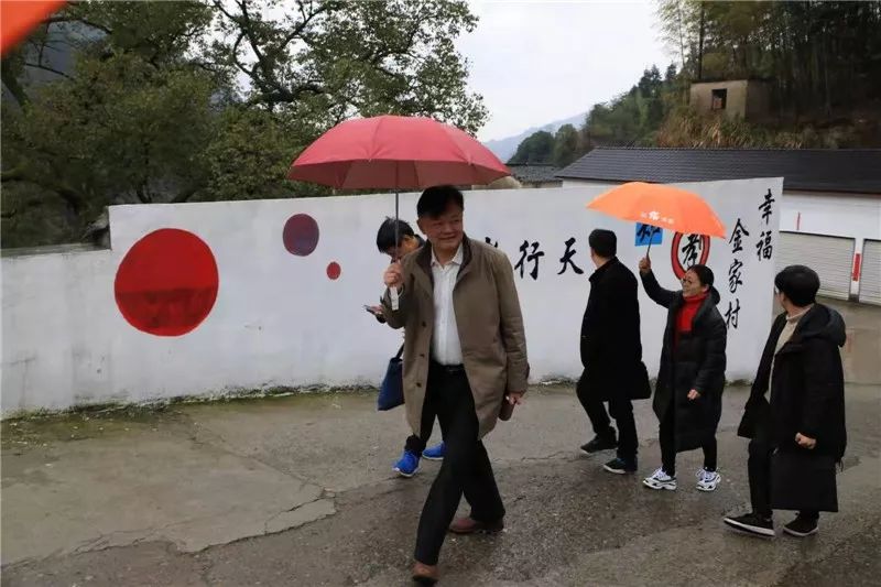 榜样的力量致敬奋斗一线的英雄,榜样的力量致敬疫情英雄