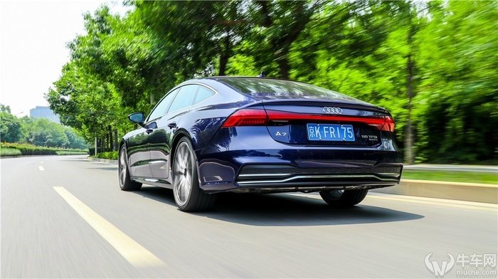 驾控体验与外观背道而驰?简析奥迪A7