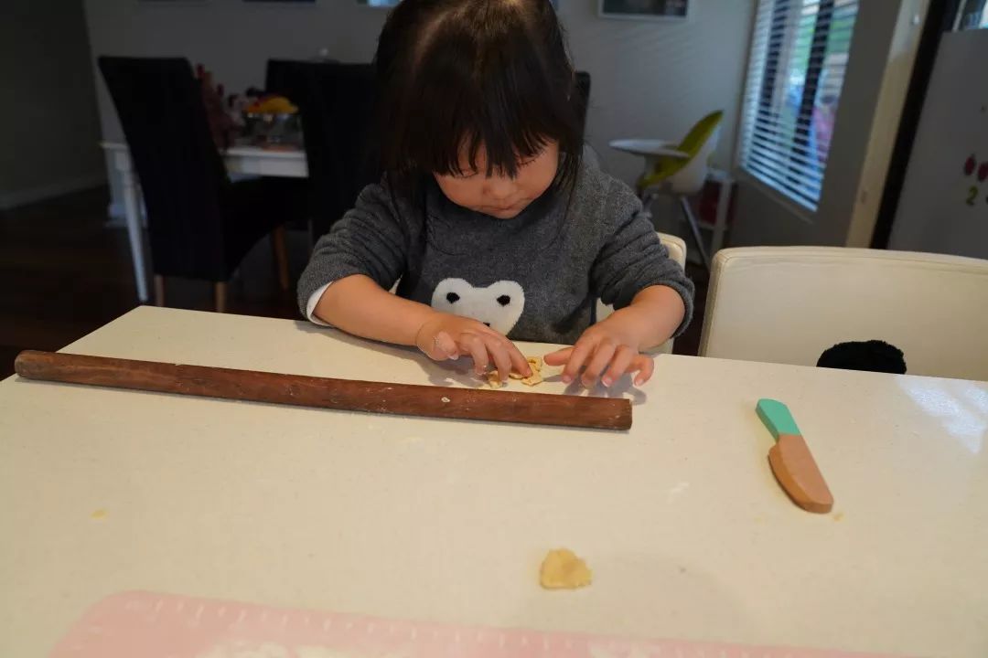 小朋友玩什么小游戏不花钱,童年的小游戏并且能赚钱