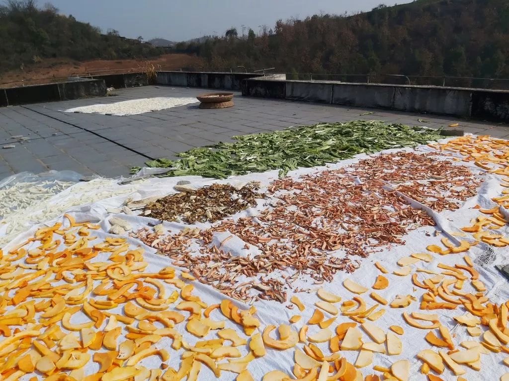 遇到诈骗电话是挂掉还是放任不管,接到诈骗电话就敲锅