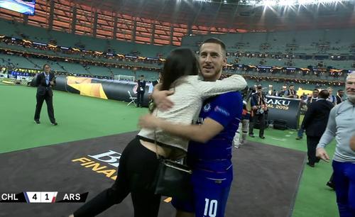 足坛权力最大的女人,太阳报带你认识蓝军总监玛丽娜