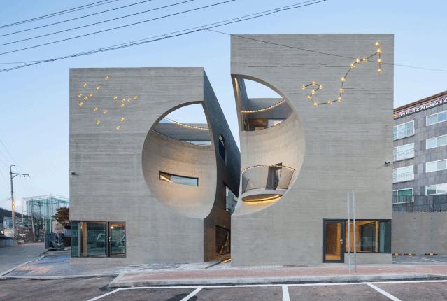 52岁“韩版高晓松”当奇葩建筑师，因为设计辣眼气哭同行：求你回去画画吧