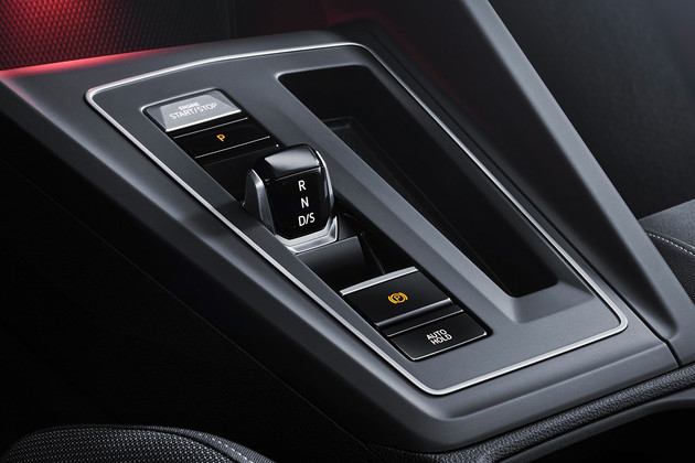 大众高尔夫2023款1.2t怎么样,大众新高尔夫2020款试驾